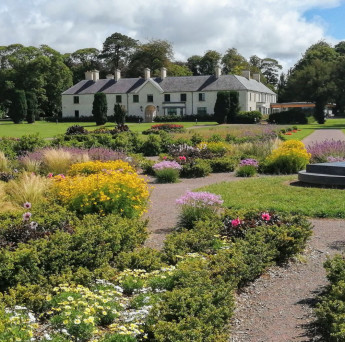 Cottage in Killarney National Park